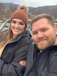 Looking for a 4 bedroom cabin for November 22 through the 27th Total of 10  of us coming Would like to be in Gatlinburg if possible and trying to keep  it somewhat