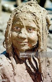 Neva Powell's Instagram, Twitter & Facebook