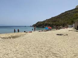 .μασ μύκονοσ ψαρού beach κότερα porche καυεν ξενιχτυ μέχρι το πρωι εμείσ ρε φίλε με τα μπουζούκια μασ και τα κλαρίνα μασ μύκονοσ ψαρού beach. Mykonos H Psaroy Egine Loytsa O Korwnoios Metamorfwse Th Diashmh Paralia Eikones Ellada Iefimerida Gr