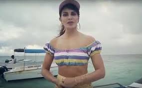 Video Jacqueline Fernandez S Dangerous Dive For Judwaa 2 Varun dhawan, jacqueline fernandez, taapsee pannu starrer judwaa 2 comedy dialogues 29 september 2020 | glamsham. jacqueline fernandez s dangerous dive