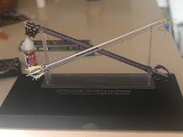 Sora vs roxas theme make me cry everytime no one would miss me sora.i guess my summer vacation is.over i want xion back! My Oblivion And Oathkeeper Conductor S Sticks Finally Arrived Just In Time To Get Them In The Dlc Remind Kingdomhearts