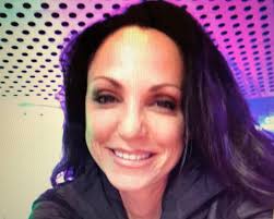 Randi Lambert's Instagram, Twitter & Facebook