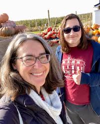 Ann Pellegrino ✏️ Art & Design