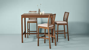 Kos sekitar myr 500 (usd 120) boleh memuatkan 4 buah kerusi makan. Bar Furniture Ikea