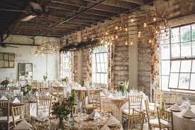 25 Unique Wedding Venue Design Ideas For Amazing Wedding Party Michigan Wedding Venues Rustic Wedding Venues Wedding Venues Indiana