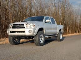 With the air dam removal and the front suspension lift the approach angle of the truck improves to 34 degrees. Rough Country 74531 3 2005 2021 Toyota Tacoma Lift Kit W Lifted Struts Jack It