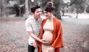 Mereka berdua sebelumnya bertemu di sinetron drama tersuka tanpa sengaja tahun 2015. Anak Amyra Amar Dah Kumpul Peminat Hiburan Mstar