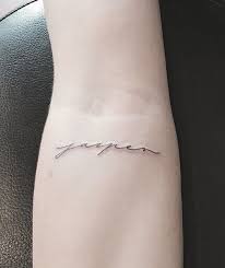 Coloring of quotes for tattoos should be in a dark ink such dark green, blue, black, and red for visibility. Source Fine Line Tattoos Tattoos Beautiful Tattoos Tattoo Quotes