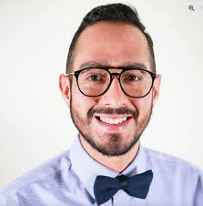 Conocí a Paco Serrano en los pasillos y en las aulas de la Fac. de Ciencias  Políticas y Sociales UAEMex. Siempre inquieto, siempre comprometido,  siempre dispuesto a abrir un espacio para la