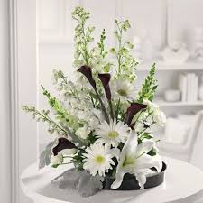 Our corporate offices can be found in nearby scottsdale. Black And White Style Phoenix Florist Kori Y Ana Flower Shop Local Flower Delivery Phoenix Az 85040