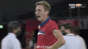 茱莉安·摩爾在2015年拍好的土耳其觀光宣傳廣告，卻遭土耳其當局打槍，理由竟是「演技差」。 據國外媒體，她去年在 洛杉磯 拍攝該宣傳片，劇情設定她在飛機上回憶童年造訪土耳其的點點滴滴，共耗資400萬美元（約 新台幣 1.26億元）。 Iatbpviro20wsm