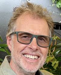 The Very Excellent Mr. Dundee (2020)