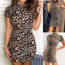 Déstabilisée par ses retrouvailles avec sa mère et ses sœurs, daphné va devoir apprendre à aimer cette nouvelle famille qui rebat les cartes de sa vie. Robe Courte Femmes Mode Feminine Col Roule A Manches Courtes Serpent Imprime Leopard Robe Moulante Mini Noir Noir Cdiscount Pret A Porter