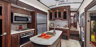 fifth wheels with front kitchen