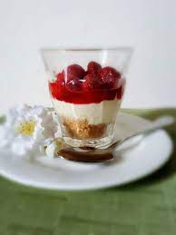 Strawberry Cheese Cake In A Glass Home Made Dessert Recipes Food Strawberry Cheesecake