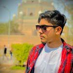 Alisha Engen's Instagram, Twitter & Facebook