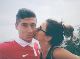 Robert was born the son of parents who were sports professionals, he is also an athlete himself and has certainly married an athlete. Robert Lewandowski Celebrates The Birth Of Newborn Daughter