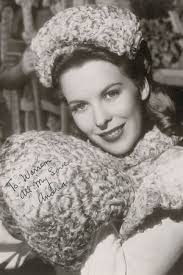 Reparto de Song of Surrender (película 1949). Dirigida por Mitchell Leisen 