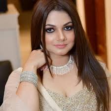 Diksha_makeover (@dikshagangwar_makeup_artist) • Instagram photos and videos