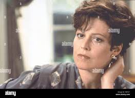 Ellen mitchell hi-res stock photography and images