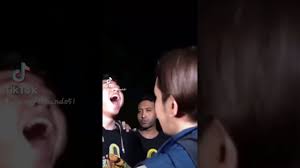 Tik tok viral fahmi kesurupan ganteng banget setannya good looking. Tiktok Viral Fahmi Kesurupan Bikin Cewek Salfok Youtube