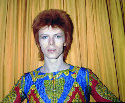 This is the classic title track from david bowie's 1975 album 'young americans.' released as a single b/w suffragette city on february 21, 1975. Nbesxmvlkrhitm