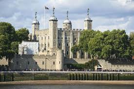 Ein besuch der berühmten burg lohnt sich auf jeden fall und damit du währenddessen mit deinem wissen punkten kannst, habe ich 12 fakten über den tower of london zusammengestellt. Welkulturerbe Tower Of London
