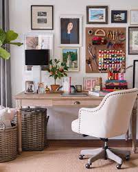 It's great for everyday dining but can pull double duty as a desk. Pottery Barn Auf Twitter Say To Your New Wfh Inspo Courtesy Of Ercia From Honestlywtf Erica Virtually Worked With Our Designers To Carve Out This Creative And Inspirational Home Office Https T Co 2lmtpn63yq