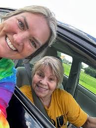 Denise Guidry's Instagram, Twitter & Facebook