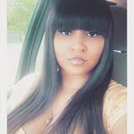 Johanna Hines's Instagram, Twitter & Facebook