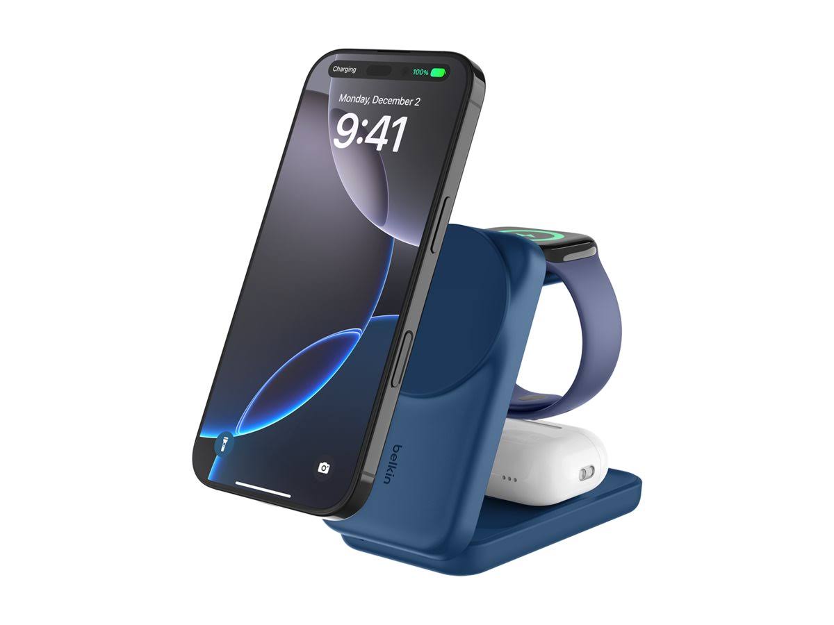 Belkin UltraCharge 3-in-1 Qi2 Foldable Magnetic Charger 25W