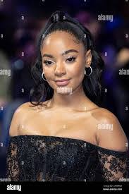 Simone Blue's Instagram, Twitter & Facebook