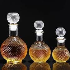 Crystal decanter holds a full 750ml of liquor and comes with an etched square stopper. Crystal Whiskey Wine Shot Glass Bottle With Cap Stopper Decanter Drinking Zzss Ebay