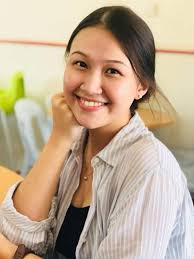 Gillian Henry Unduk Ngadau UPKO Online 2020 Gillian Henry atau nama  sebenarnya Gillian Gwyneth Henry berasal dr Lahad Datu sabah. Sumandak yg  bru berusia 21 tahun ini berbangsa dusun segama dan dusun