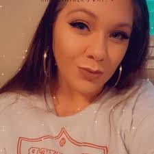 Tabatha Hoover's Instagram, Twitter & Facebook