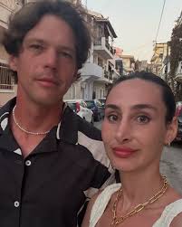 SASHA GLASSER (@sashaglasser) · Instagram photos and Reels