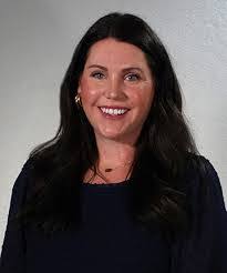 Sarah Roos's Instagram, Twitter & Facebook