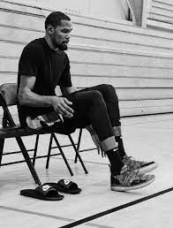 Nike Kd 11 Still Kd Paranoid Release Date Sneakernews Com Kd Shoes Nike Kd Shoes Nike Wallpaper