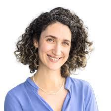 Eva Kahn's Instagram, Twitter & Facebook