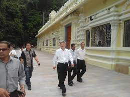 Dato mah siew kiong born 1949 is a malaysian politician he is a member of parliament of teluk intan and the current minister in the prime ministers. Lawatan Rasmi Yb Dato Mah Siew Keong Ke Lwhnpp Welcome To The Penang Hindu Endowments Board S Official Website