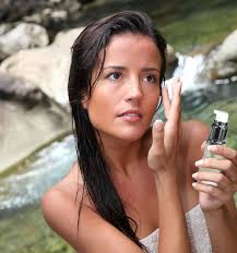 Brightening Eye Gel With Plant Stem Cells