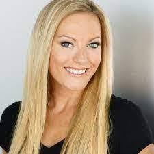 Kristin Willman's Instagram, Twitter & Facebook