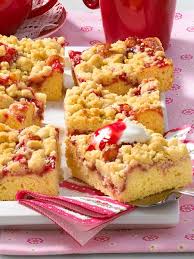 Saftiger Streuselblechkuchen Der Perfekte Kuchen Zum Mitnehmen Picknick Buro Einfach Backen Kuchen Rezepte