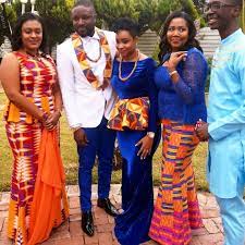 I Do Ghana Polikem S Matching Kente Outfit For Destination Zimbabwe Traditional Wedding Elikem Pok African Wedding African Fashion African Wedding Attire
