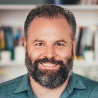 5200+ perfis com “Steger”