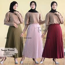 Rok plisket murah prisket pleated. Rok Plisket Rok Cantik Dengan Aneka Warna Bisa Pilih Sesuai Kesukaanmu Cocok Buat Hangout Atau Buat Ngantor Pun Oke Banget Dengan Bahan Jersey Import Yang Terlihat Elegan Dan Nyaman Untuk