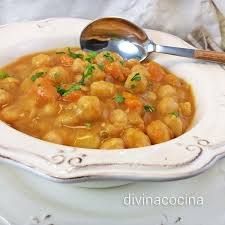 Si tus hijos no son muy amantes de las legumbres, ¡tranquila!, te proponemos unas hamburguesas de garbanzos simplemente irresistibles. Garbanzos Con Calabaza Receta De Divina Cocina