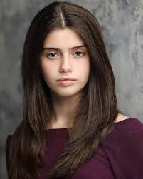 All business, all play! . . . . . . . #EmmanuelleVaugier #Headshot  #BusinessMode #actress