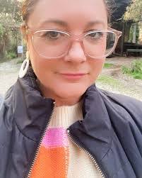 Rachael Foster's Instagram, Twitter & Facebook