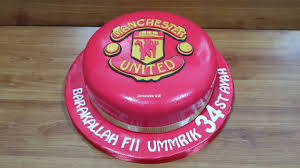 Manchester united edible birthday cake topper or cupcake topper, decor. How To Easy Make Manchester United Cake Youtube